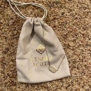 kendra scott necklace